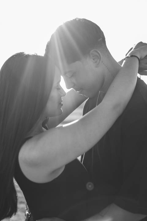 ensaio de casal no campo'