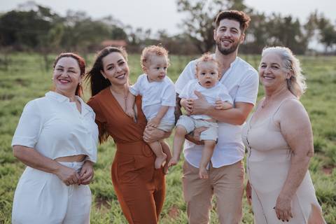 ensaio em família no campo'