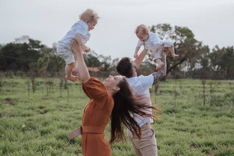 ensaio em família no campo'