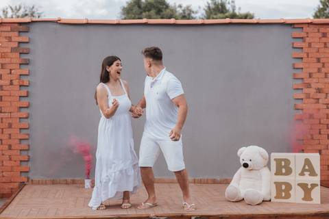 Inspiração de Chá revelação com fumaça '