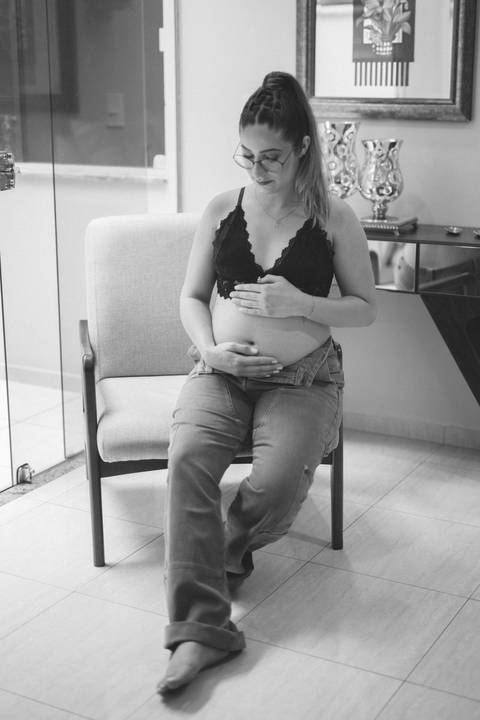 Ensaio de gestante em casa'