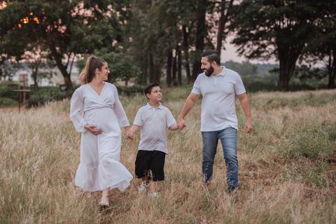 inspiração de ensaio de gestante no campo'