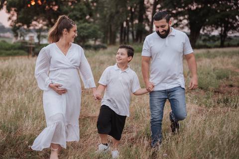 inspiração de ensaio de gestante no campo'