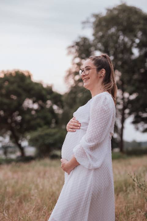 inspiração de ensaio de gestante no campo'