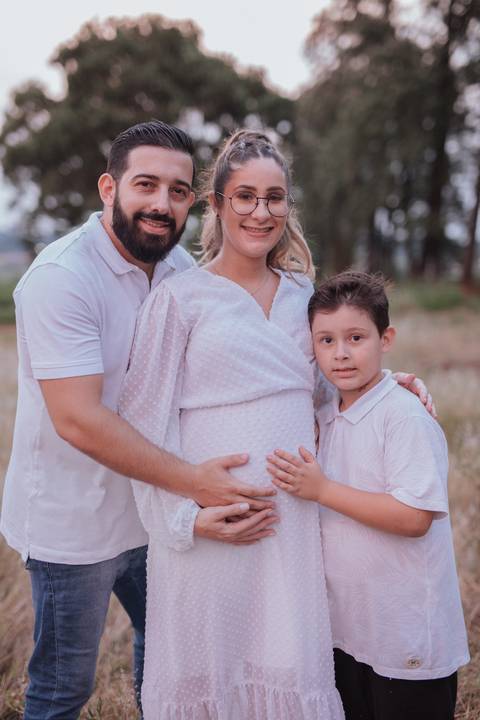 inspiração de ensaio de gestante no campo'