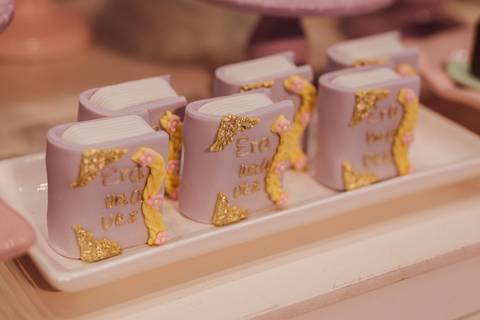 Aniversário infantil com tema da rapunzel '