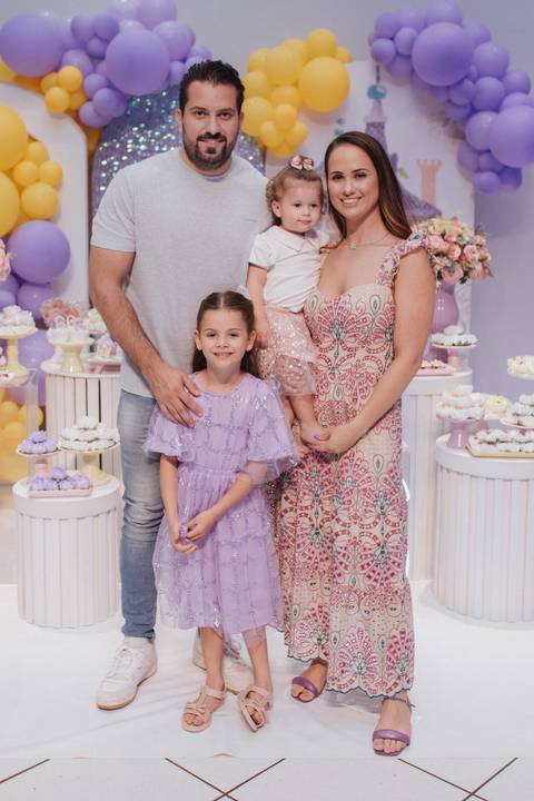 Aniversário infantil com tema da rapunzel '