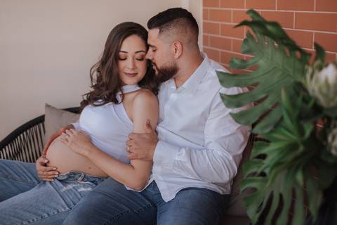 Ensaio de gestante em casa'