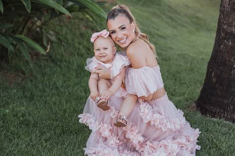 Aniversário infantil com tema de Flor'