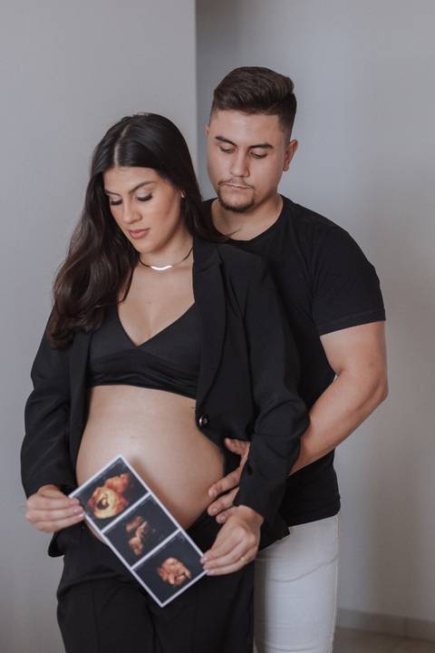 Ensaio de gestante em casa'