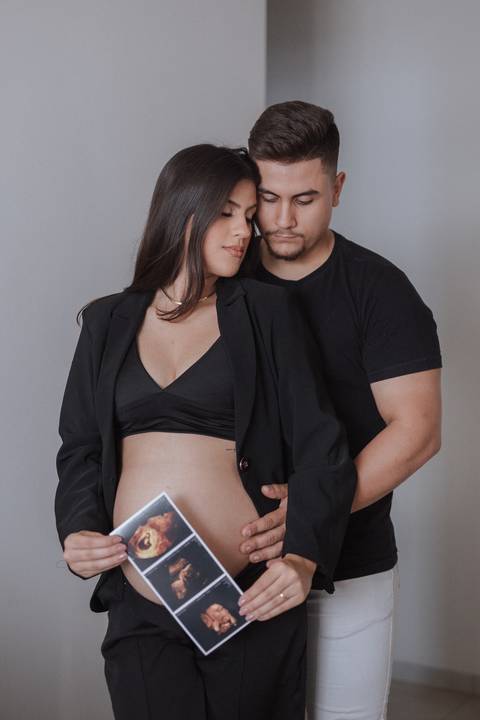 Ensaio de gestante em casa'