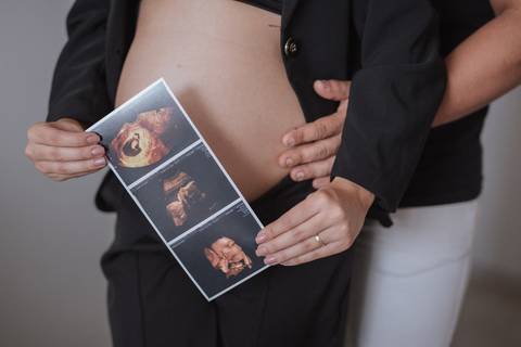 Ensaio de gestante em casa'