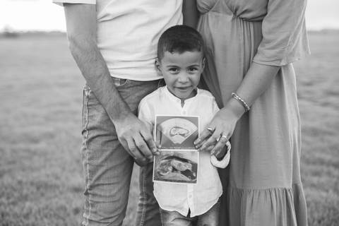 Ensaio revelação da gravidez no campo'