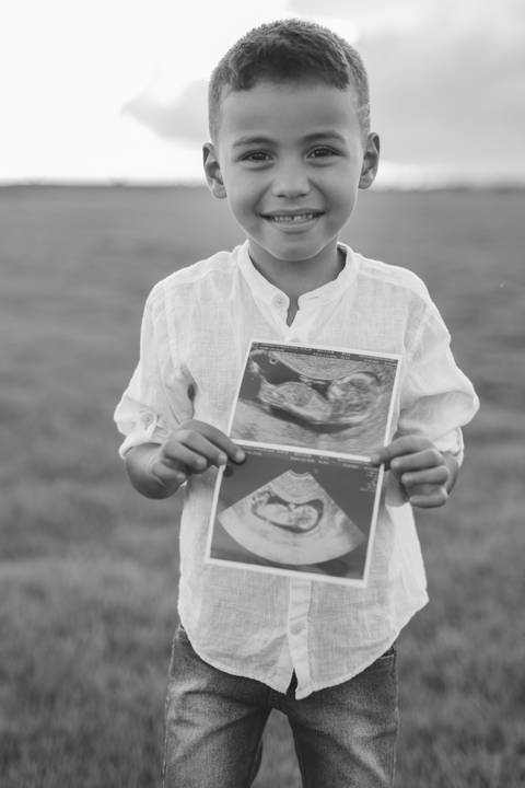 Ensaio revelação da gravidez no campo'