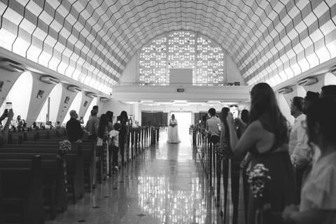 casamento minimalista na igreja'