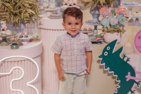 Aniversário infantil com tema de Peppa Pig'