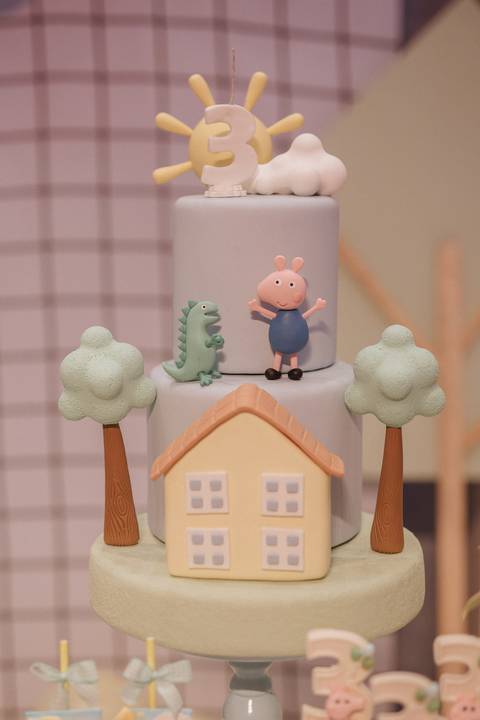 Aniversário infantil com tema de Peppa Pig'