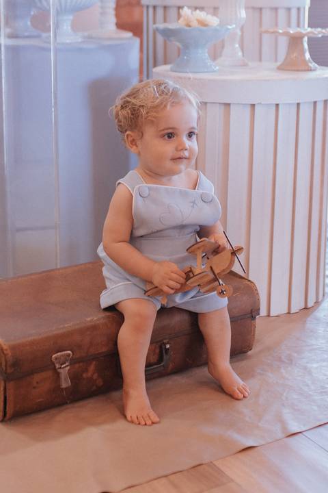 Aniversário infantil com tema de ursinho aviador'