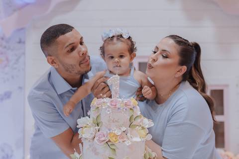 Aniversário infantil com tema de jardim encantado'