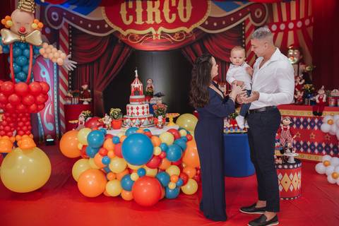 Aniversário infantil com tema de Circo'