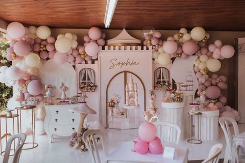 Aniversário infantil com tema de princesa'
