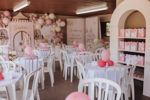 Aniversário infantil com tema de princesa'
