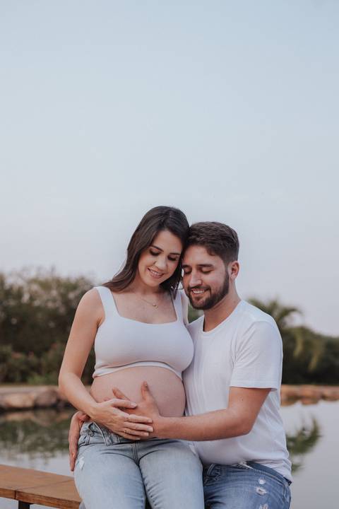 Ensaio de gestante no campo'