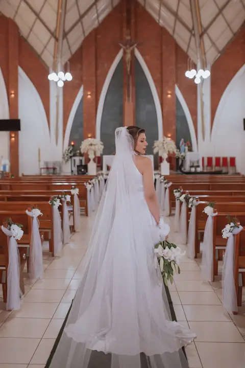 Inspiração de casamento intimista na igreja '
