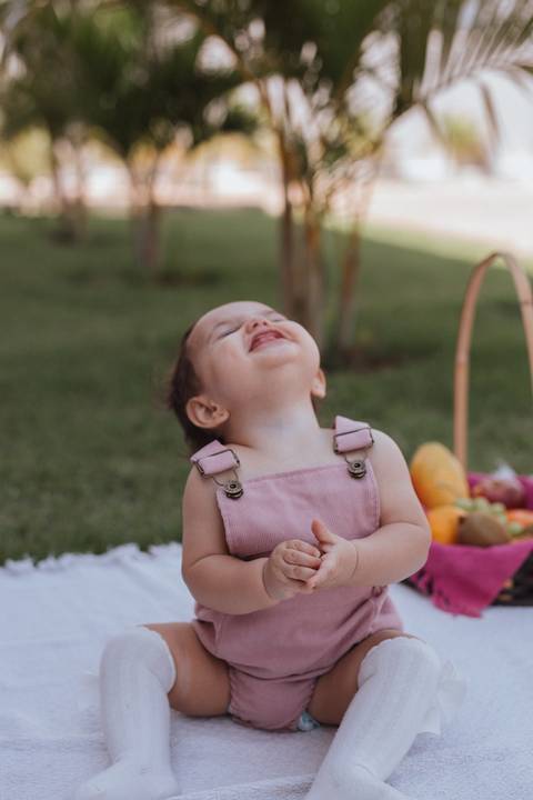 Smash the cake para meninas no campo'