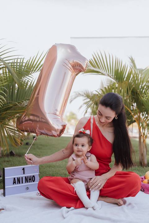 Smash the cake para meninas no campo'