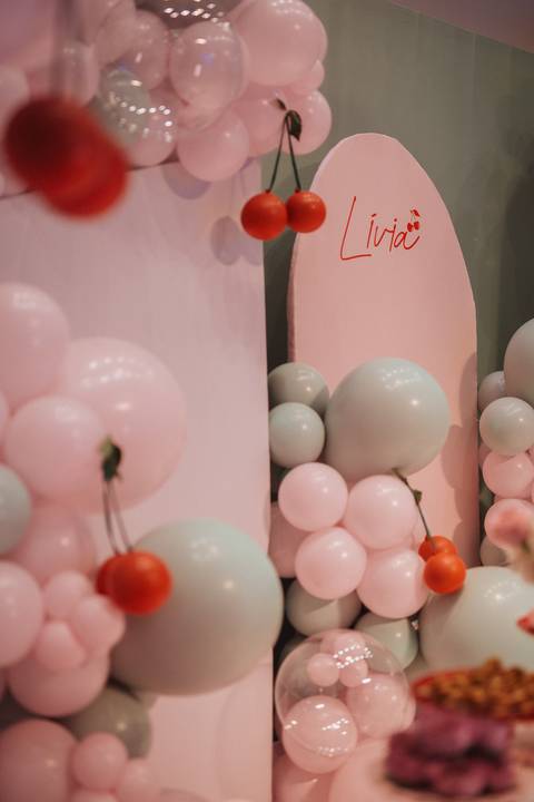 Aniversário infantil com tema de cereja'