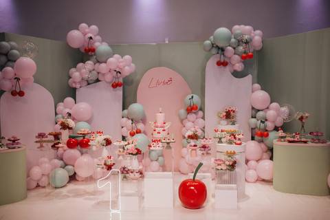 Aniversário infantil com tema de cereja'