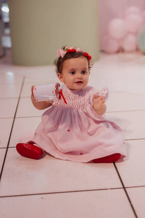 Aniversário infantil com tema de cereja'