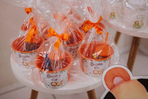 Aniversário infantil com tema de safari'