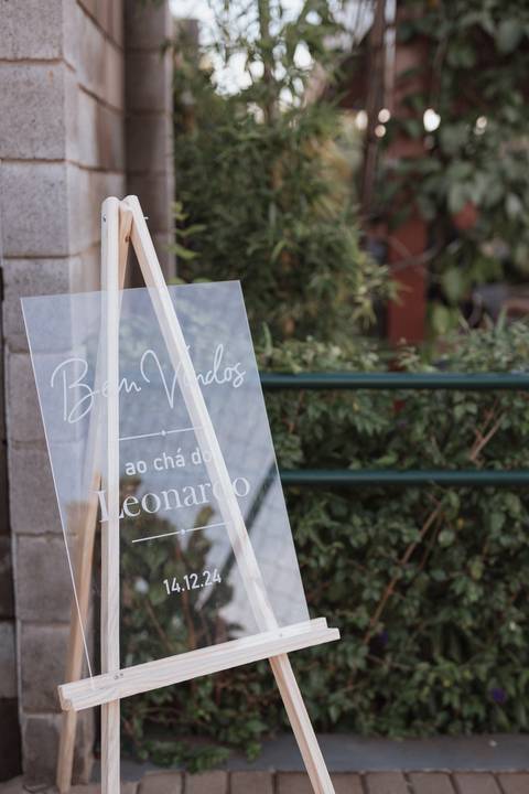 chá de bebe minimalista'