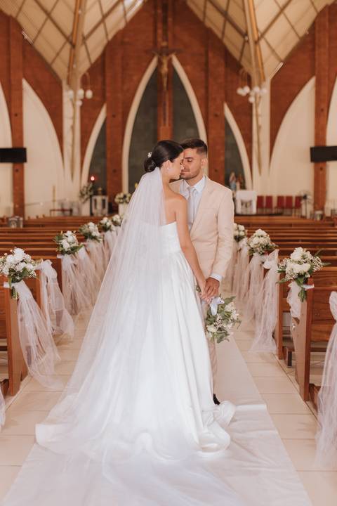 Inspiração de casamento intimista na igreja '