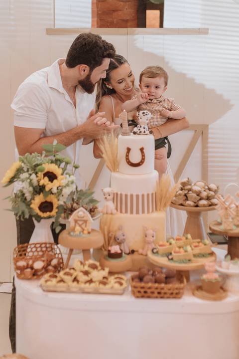 Aniversário infantil com tema de fazenda'