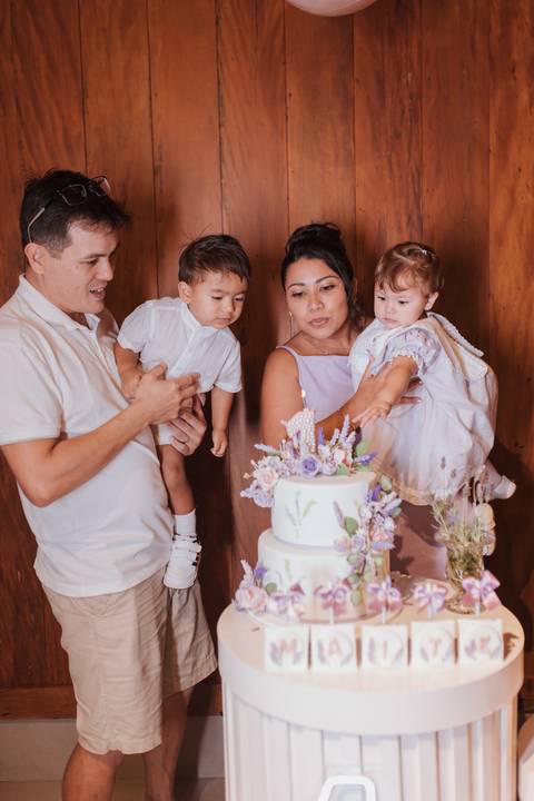 Aniversário de 1 ano com tema de lavanda'