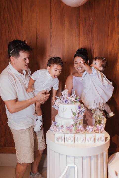 Aniversário de 1 ano com tema de lavanda'