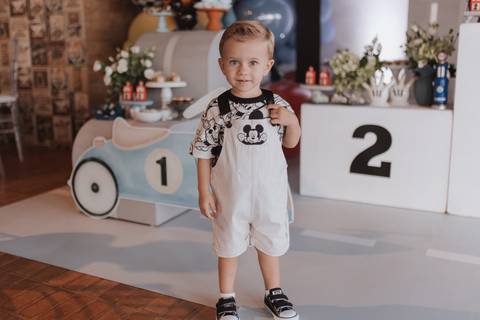 Aniversário de 2 anos com tema de Mickey'