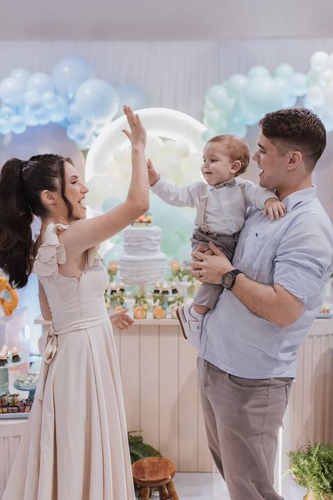 Aniversário infantil com tema de dinossauro '