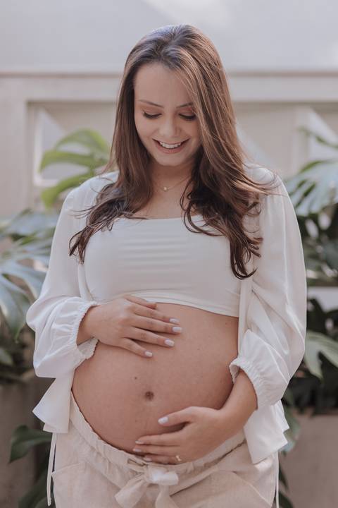 ensaio de gestante em casa'