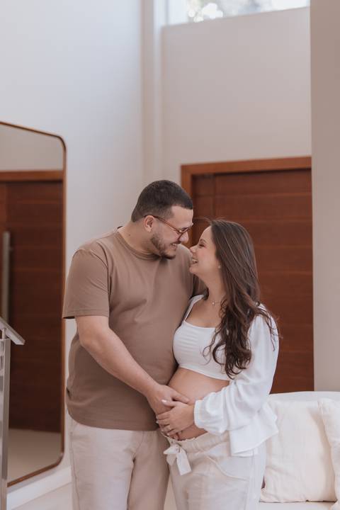 ensaio de gestante em casa'