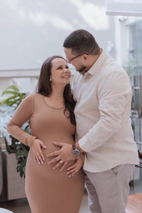 ensaio de gestante em casa'