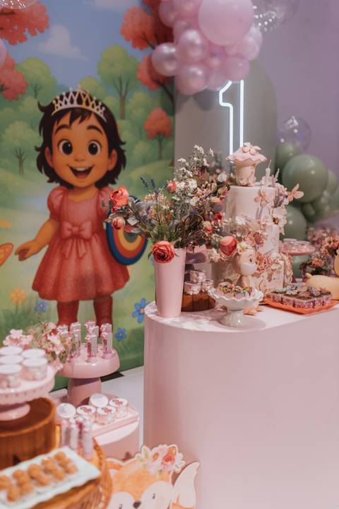 Aniversário infantil com tema de Jardim'