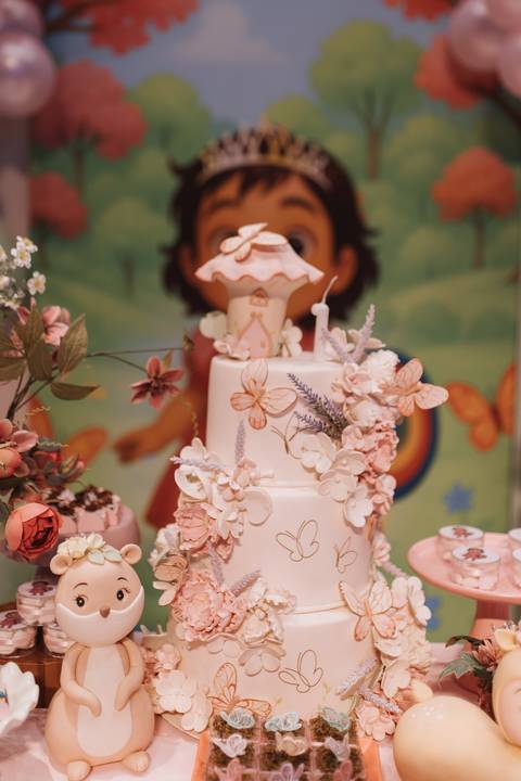 Aniversário infantil com tema de Jardim'