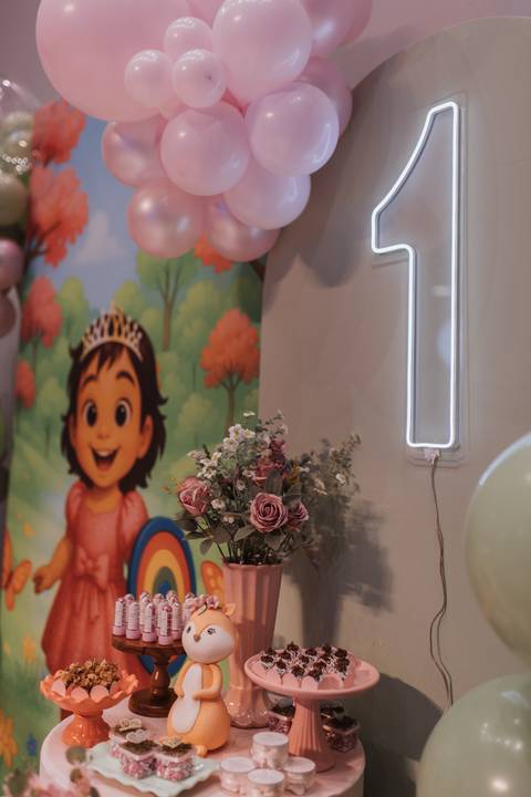 Aniversário infantil com tema de Jardim'