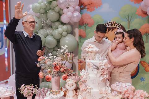 Aniversário infantil com tema de Jardim'