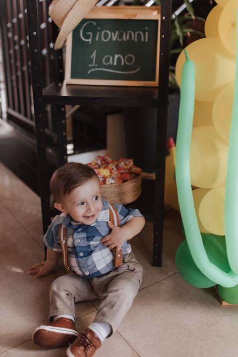Aniversário infantil com tema de São João'