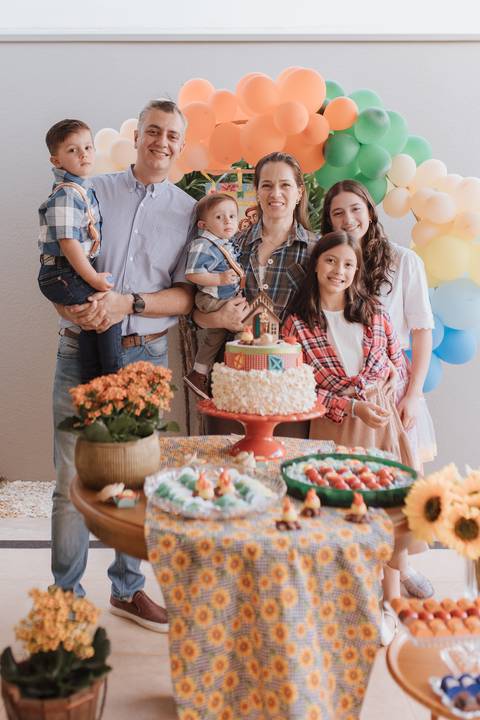Aniversário infantil com tema de São João'
